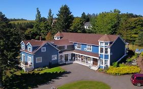 The Lookout Inn